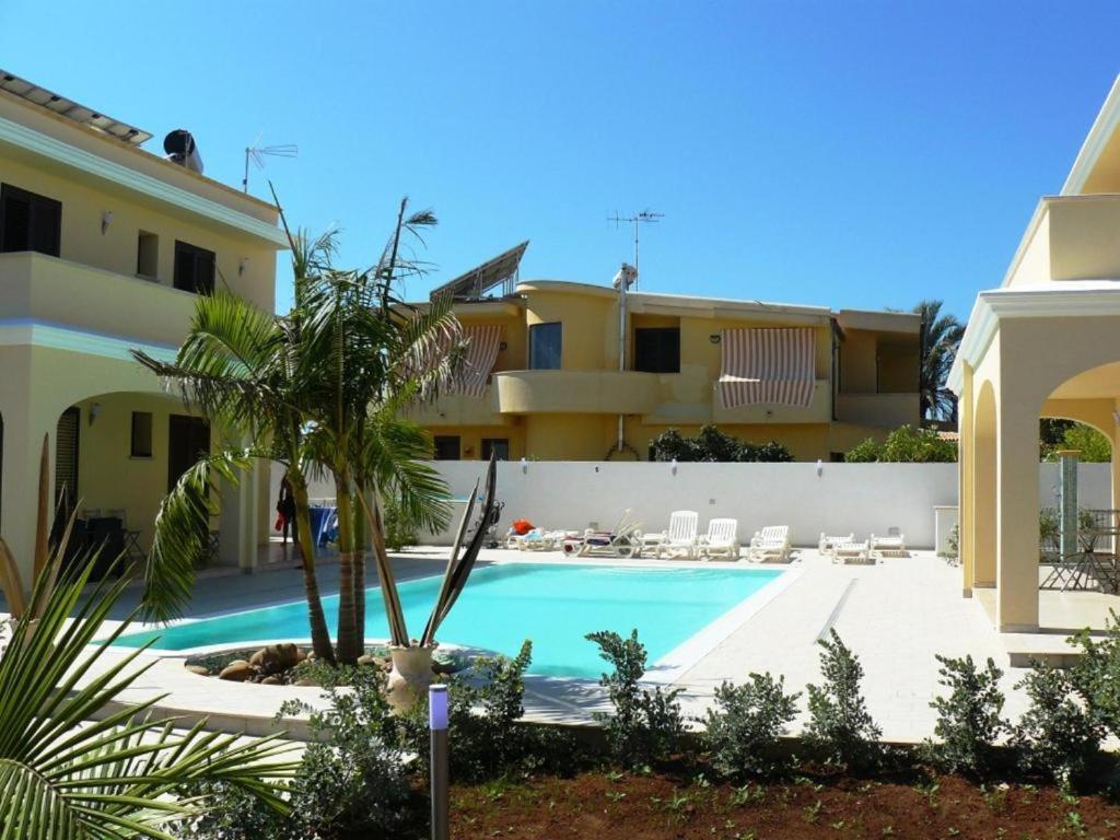 Apartment Oasi Tortuga 4 Con Piscina E Barbecue H24 *